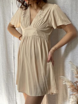 Robe Suzanne Beige